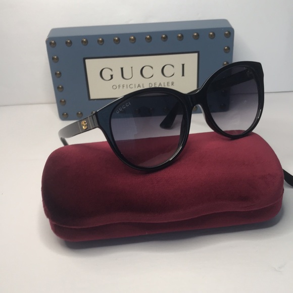 New🔥🔥 - GUCCI GG0631S ROUNDED MARMONT LOGO SUNGLASSES IN BLACK - Picture 3 of 15